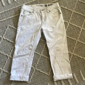 White jean capri…boyfriend style